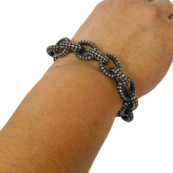 Banana Republic Woman's Gold Tone Black Chain Link Bracelet 8.5 Inch - Picture 3 of 9